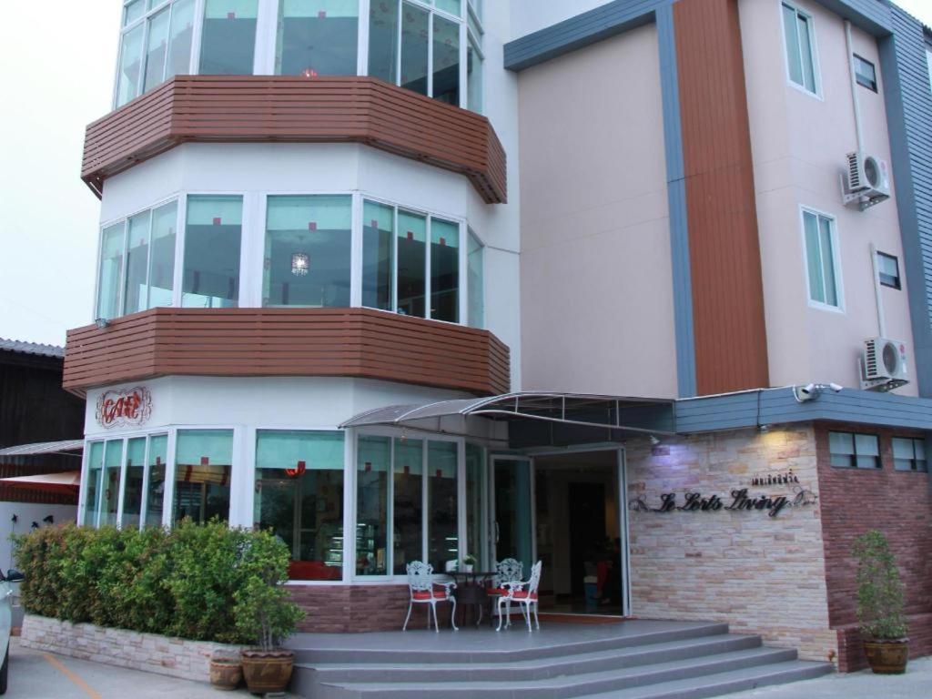 Hotel Le Lerts Living Khon Kaen Exterior photo