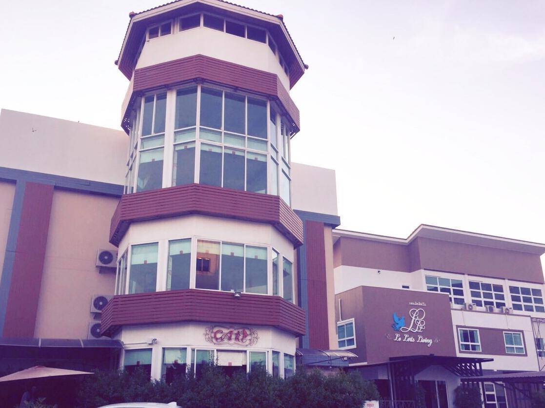 Hotel Le Lerts Living Khon Kaen Exterior photo
